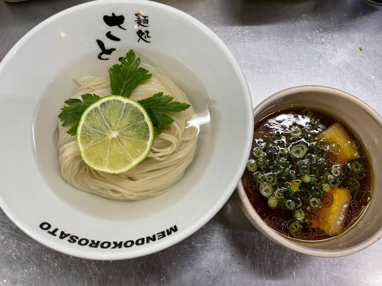 ラーメン 麺処さとう 世田谷・桜新町店の外観